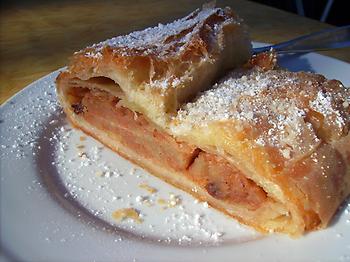 Apfelstrudel