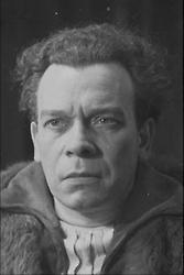 Ewald Balser als Faust im gleichn. Drama von J. W. von Goethe, Burgtheater. Foto, 1939, © Öst. Inst. f. Zeitgeschichte, Wien - Bildarchiv, für AEIOU