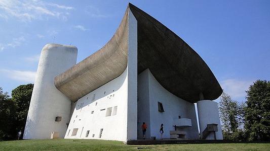 Kapelle von Ronchamp, Le Corbusier, 1950- 1954.