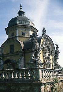 Ehrenhausen: Mausoleum für Ruprecht und Wolff von Eggenberg., © Copyright Verlag Christian Brandstätter, Wien.