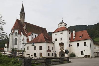 Ehem. Kartäuserkloster Marienthron, Straßenansicht