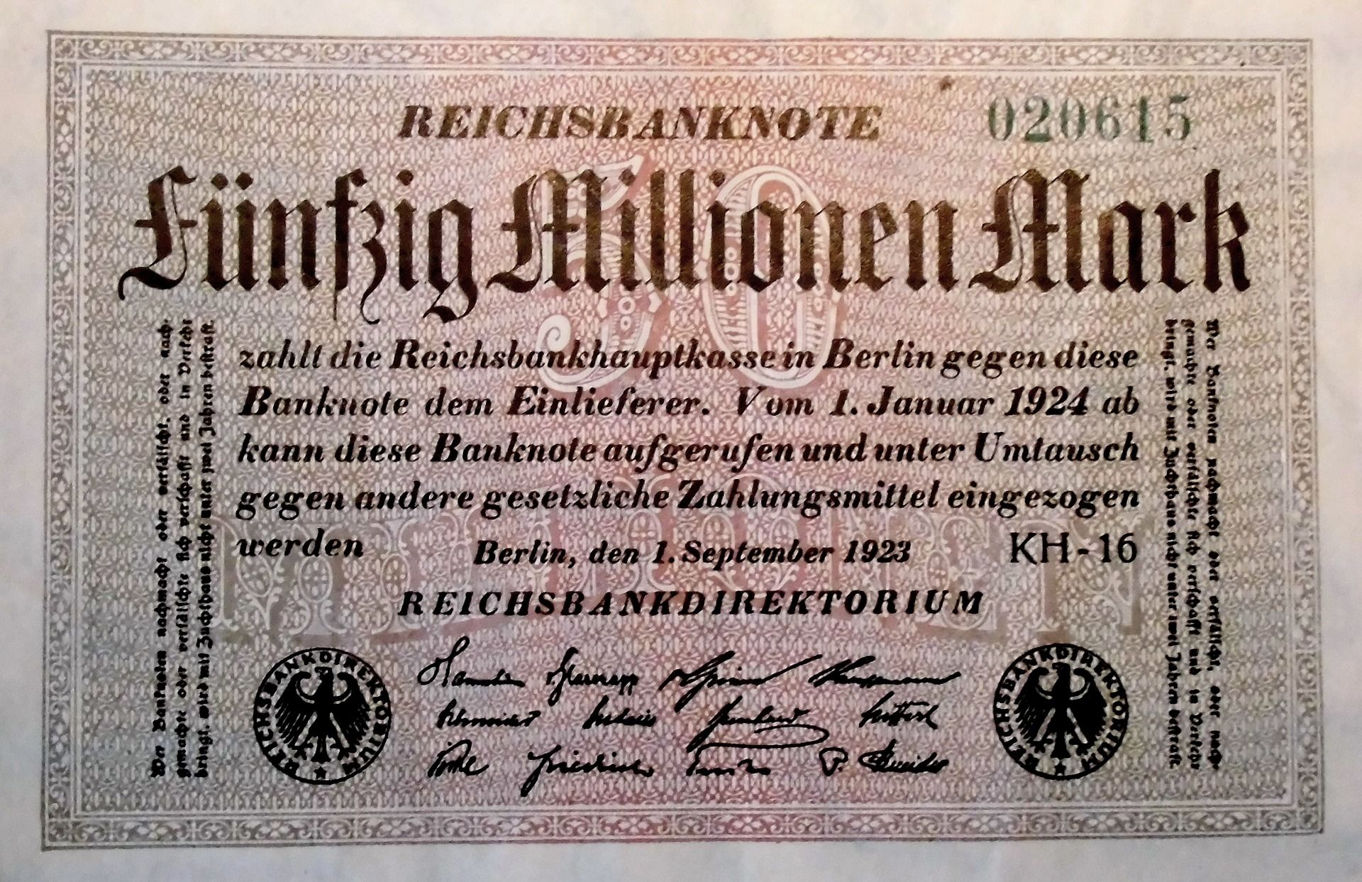 Inflationsgeld aus Deutschland um 1923. Photo: pixabay.com alt=