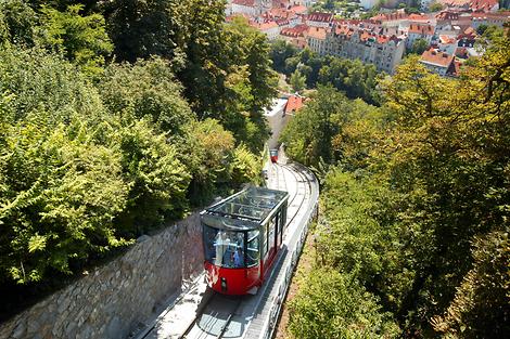 Schlossbergbahn; neuester Wagen