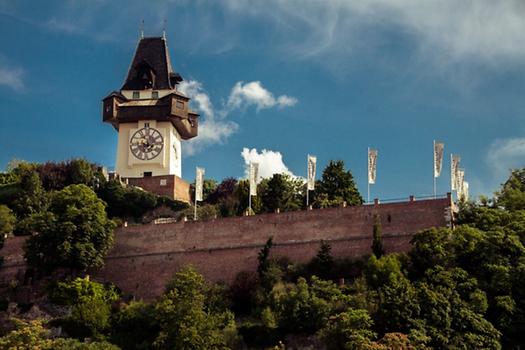 Blick auf den Uhrturm