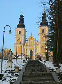 Die steile Treppe zur Basilika Maria Trost