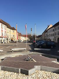 Hauptplatz mit Brunnen