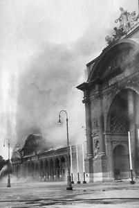 Brand der Rotunde am 17. September 1937. Foto, © Öst. Inst. f. Zeitgeschichte, Wien - Bildarchiv, für AEIOU