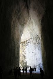 Gefängnishöhle im Steinbruch