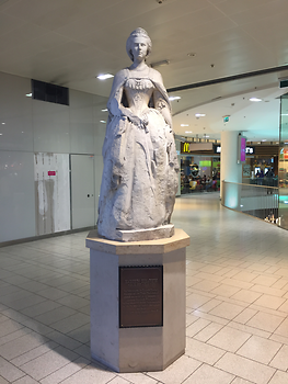 Statuer Kaiserin Elisabeth geschaffen 1860 von Hans Gasser, Standort: Westbahnhof