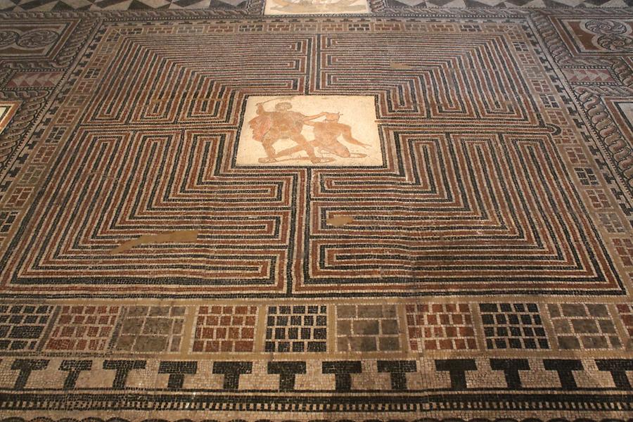 röm. 'Theseus-Mosaik' mit Labyrinth-Motiv 4.Jh. n.Chr.