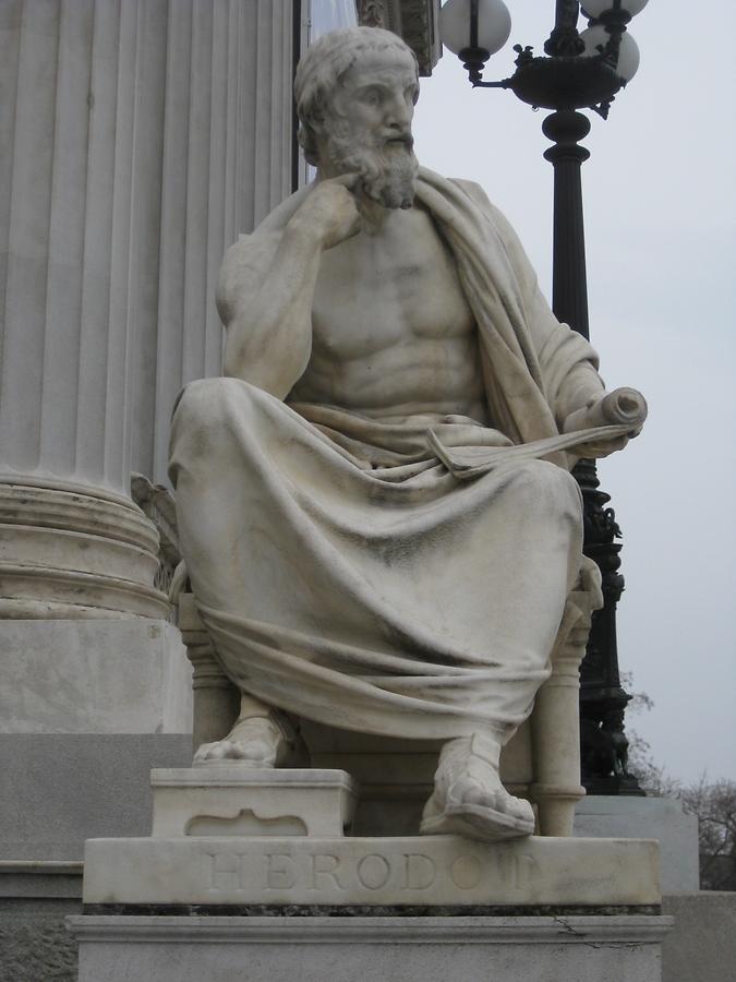 Herodot-Statue
