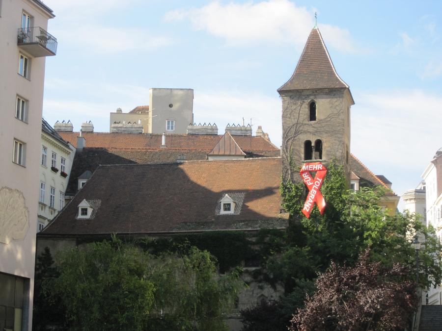 Ruprechtskirche mit Toleranz-Ribbon