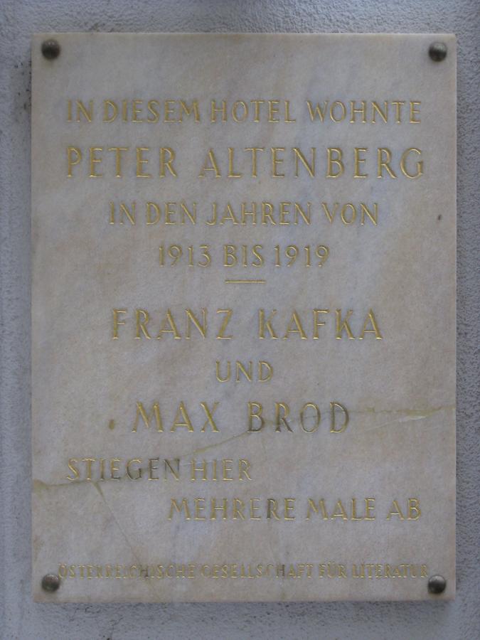 Peter Altenberg-, Franz Kafka- und Max Brod Gedenktafel