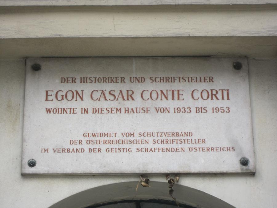 Egon Cäsar Conte Corti Gedenktafel