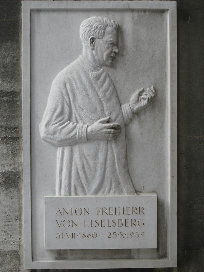 Anton Freiherr von Eiselsberg Gedenktafel