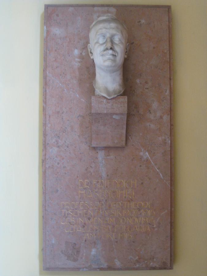 Friedrich Hasenöhrl Gedenktafel