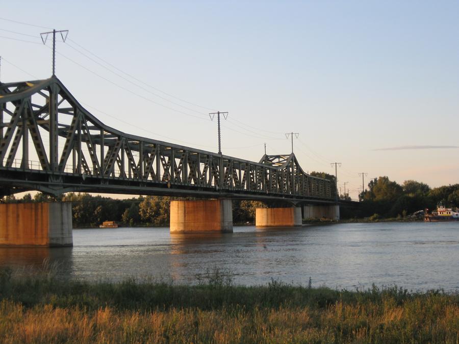 Ostbahnbrücke über die Donau
