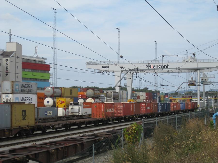 Cargoterminal Wien Freudenauer Hafen