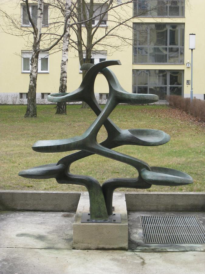 Bronzebrunnenplastik von Margarete Bistron-Lausch 1963