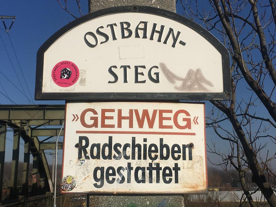 'Radschieben gestattet'