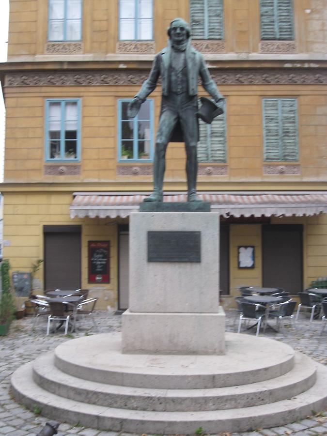 Nestroy | 2. Bezirk, Denkmäler, Gedenktafeln, Gedenkbüsten | Bilder im