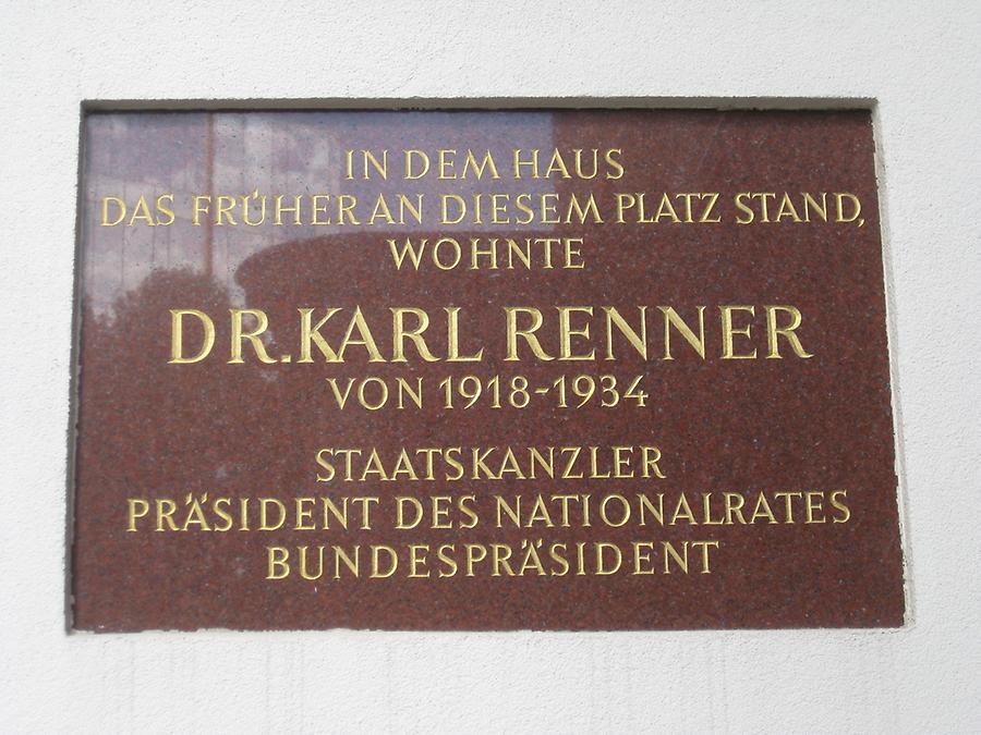 Dr. Karl Renner Gedenktafel