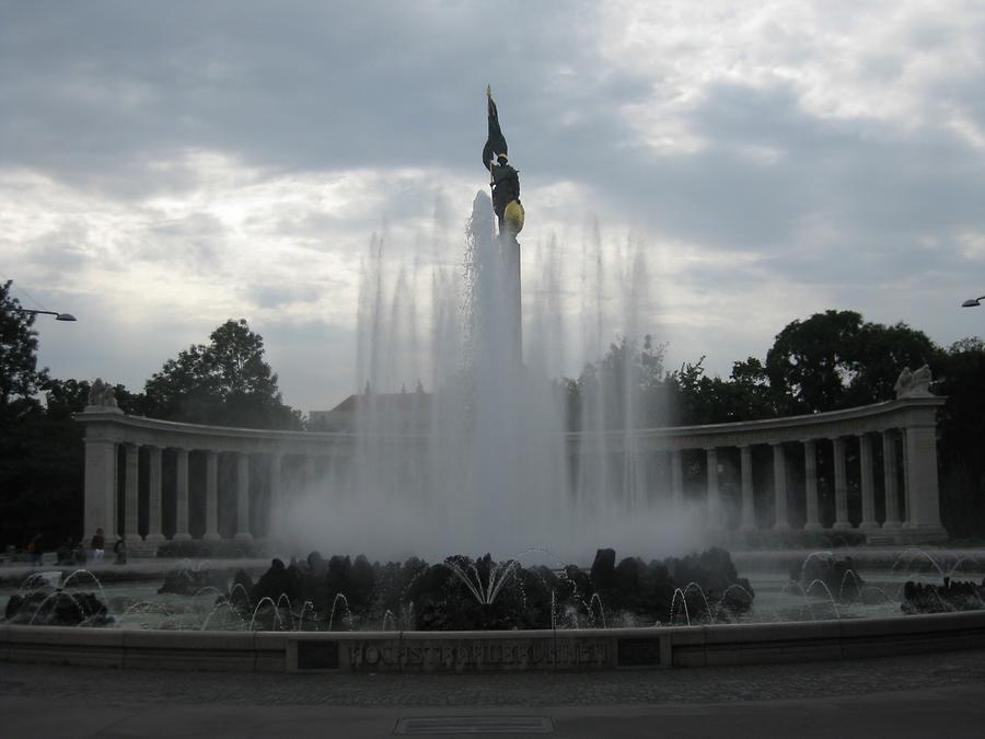 Heldendenkmal der Roten Armee