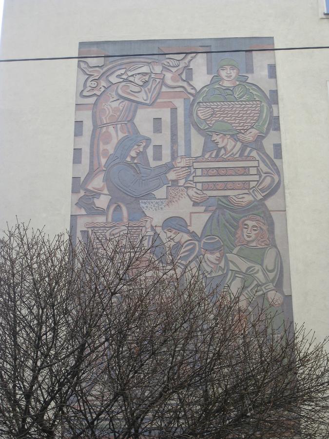 Sgraffitowandbild Versorgung Der Stadt Von Bartholom us Stefferl 1953 