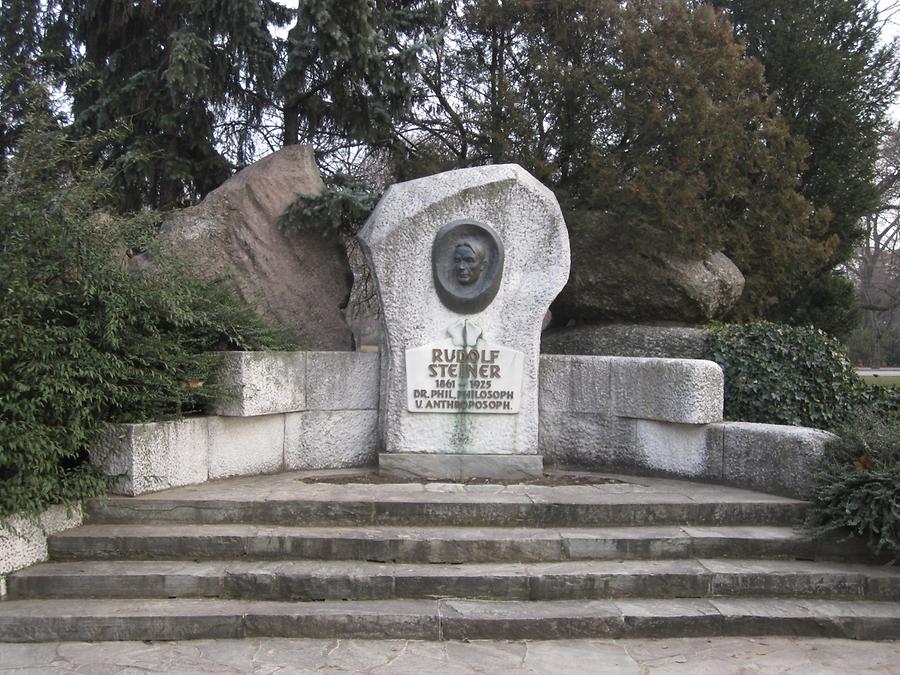 Rudolf Steiner Denkmal