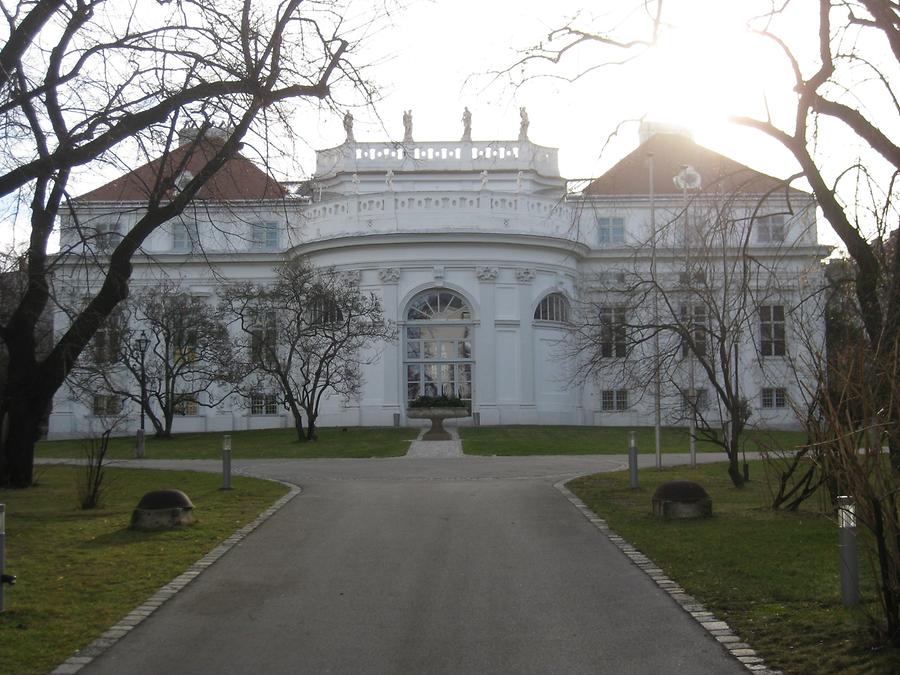 Palais Schönburg