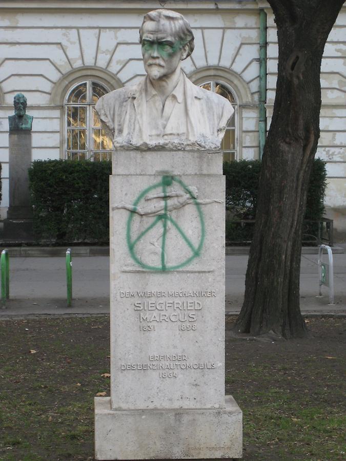 Siegfried Marcus Denkmal