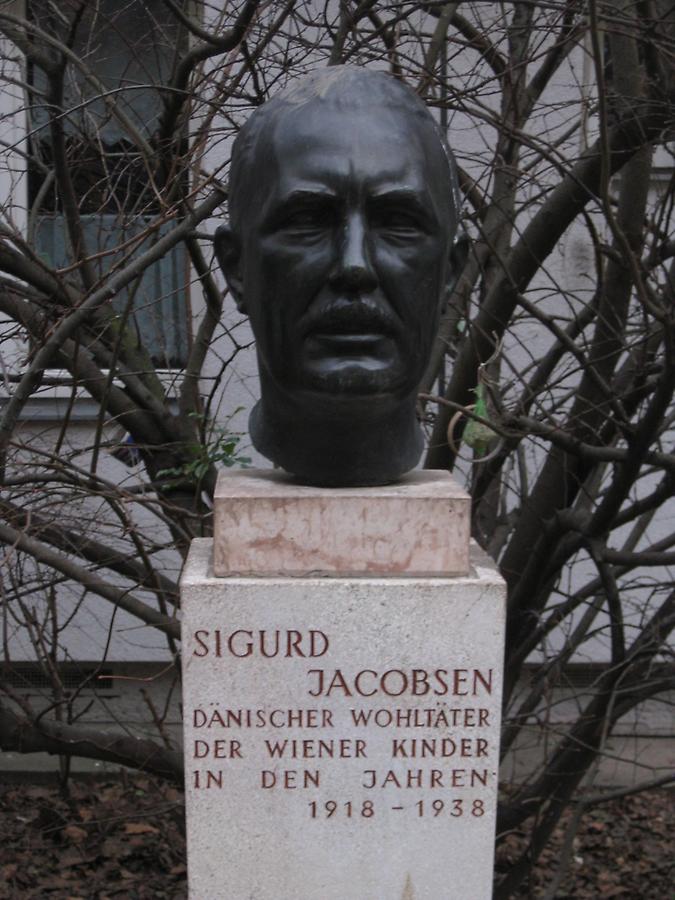 Sigurd Jacobsen Denkmal von Paul Peschke 1961