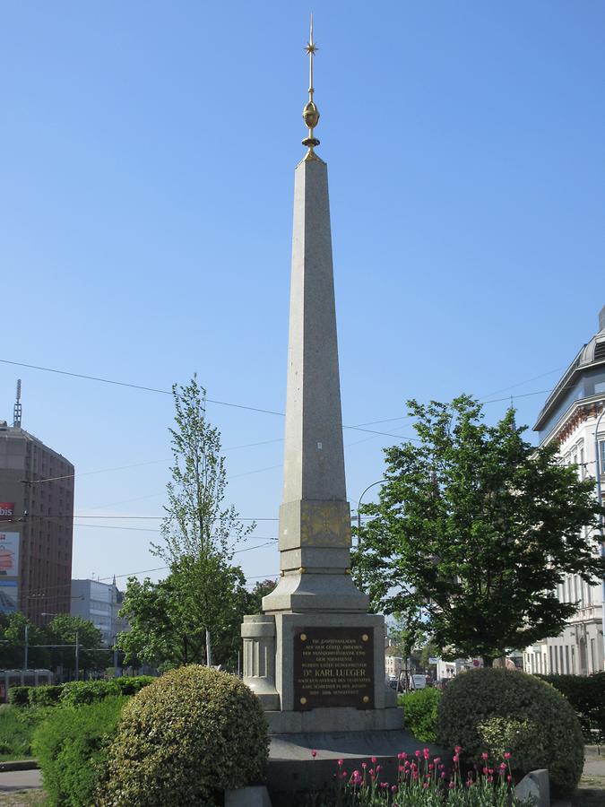 Leuchtobelisk errichtet anläßlich der Gürtelfertigstellung 1906