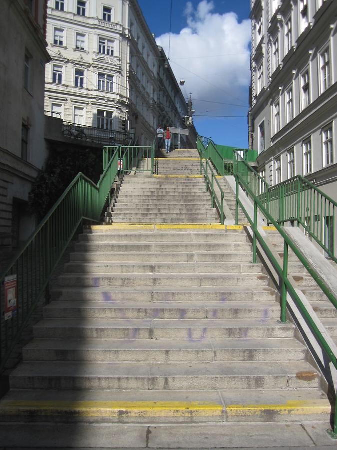 Corneliusstiege zwischen Corneliusgasse und Gumpendorferstraße