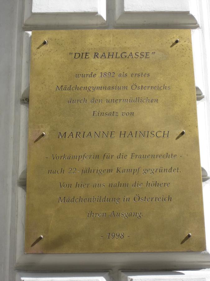 Marianne Hainisch Gedenktafel