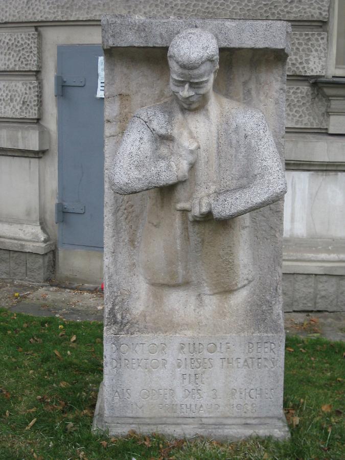 Rudolf Beer Denkmal