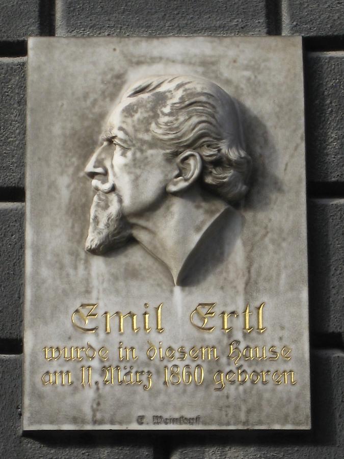 Emil Ertl Gedenktafel