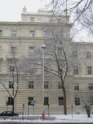 rechter Trakt (2) | 8. Bezirk | Bilder aus Wien | Bilder im Austria-Forum