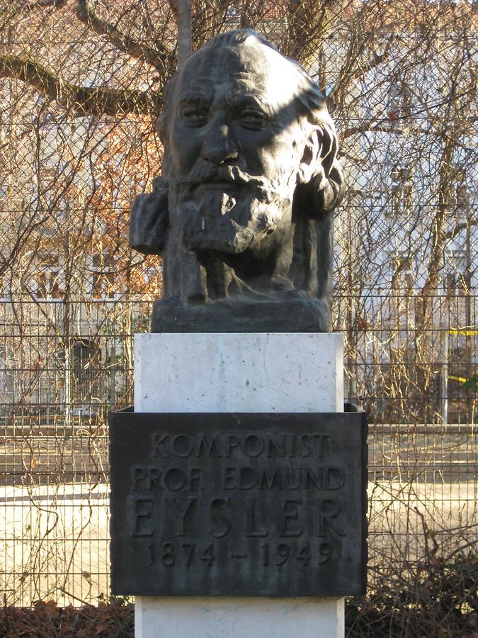 Edmund Eysler Denkmal