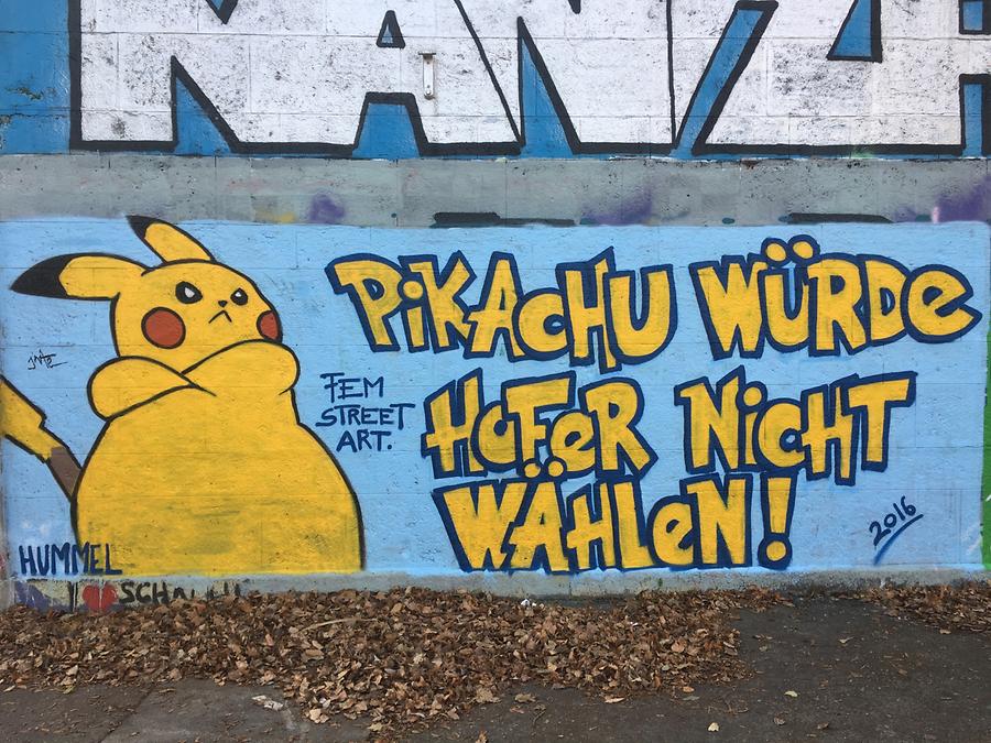 Graffito 'Pikachu würde Hofer nicht wählen'