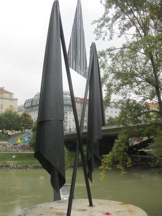 Skulptur 'Energiephantasie' von Karl Karner