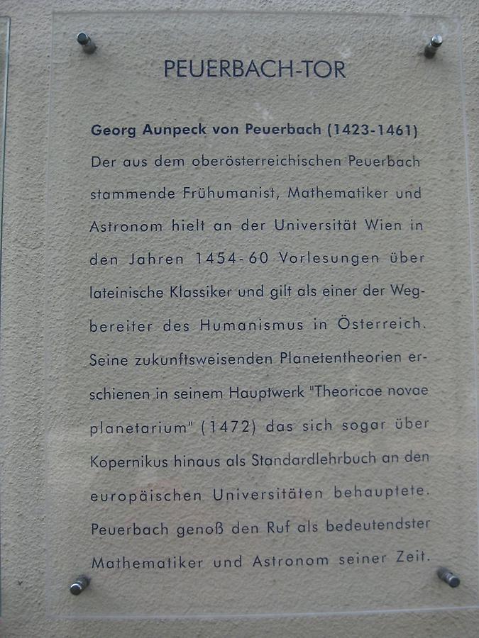 Gedenktafel am (Georg Aunpeck von) Peuerbach-Tor