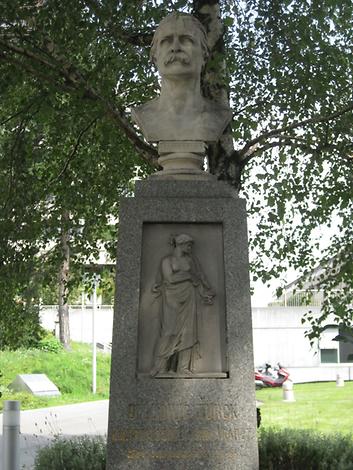 Das Ludwig-Türck-Denkmal auf dem AKH-Areal