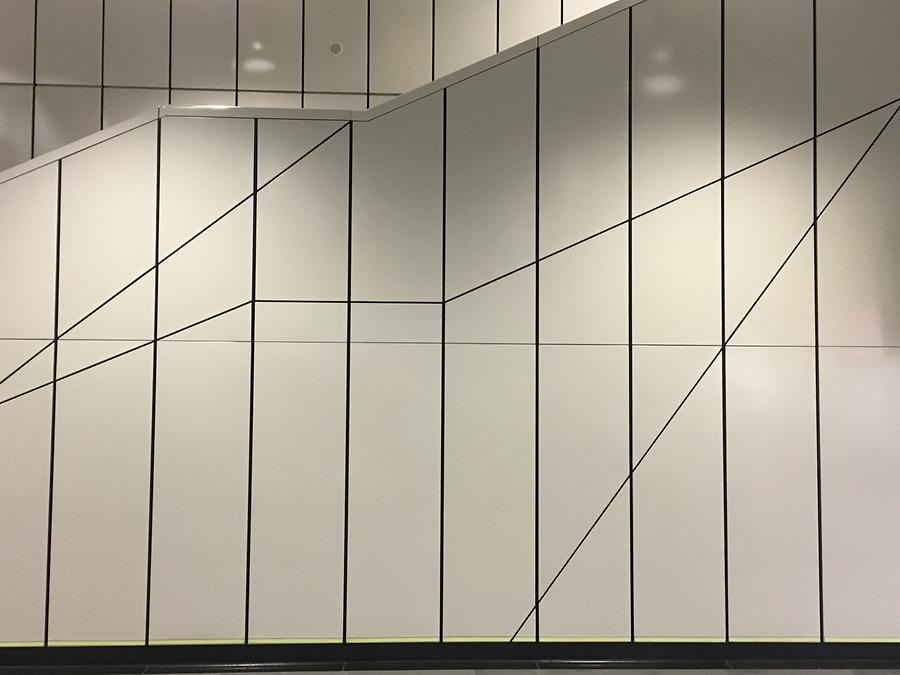 Installation 'Lines and Double' von Michael Kienzer 2017