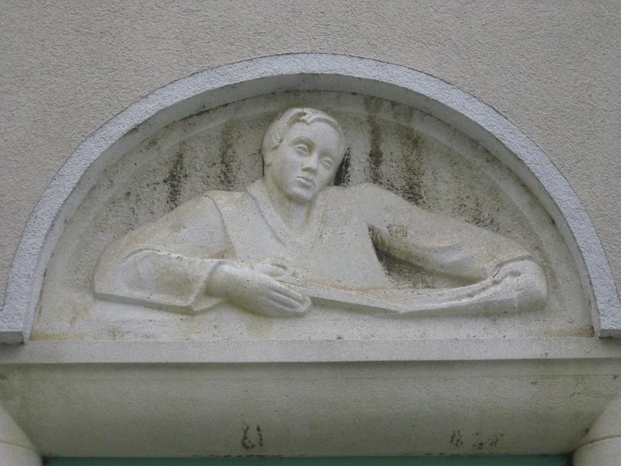 Natursteinrelief 'Schneider' von Margarete Bistron-Lausch