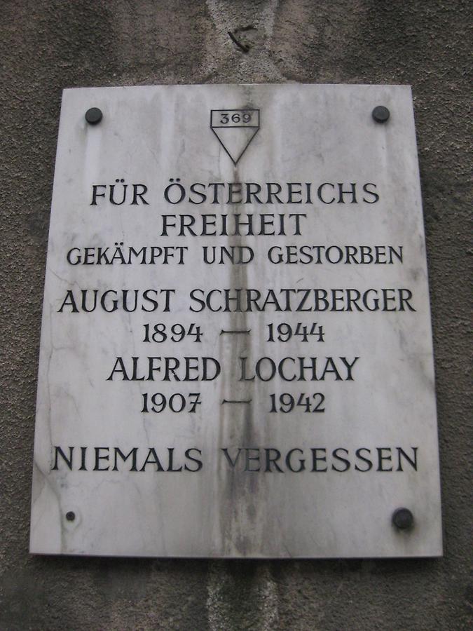 Alfred Lochay- und August Schratzenerger Gedenktafel