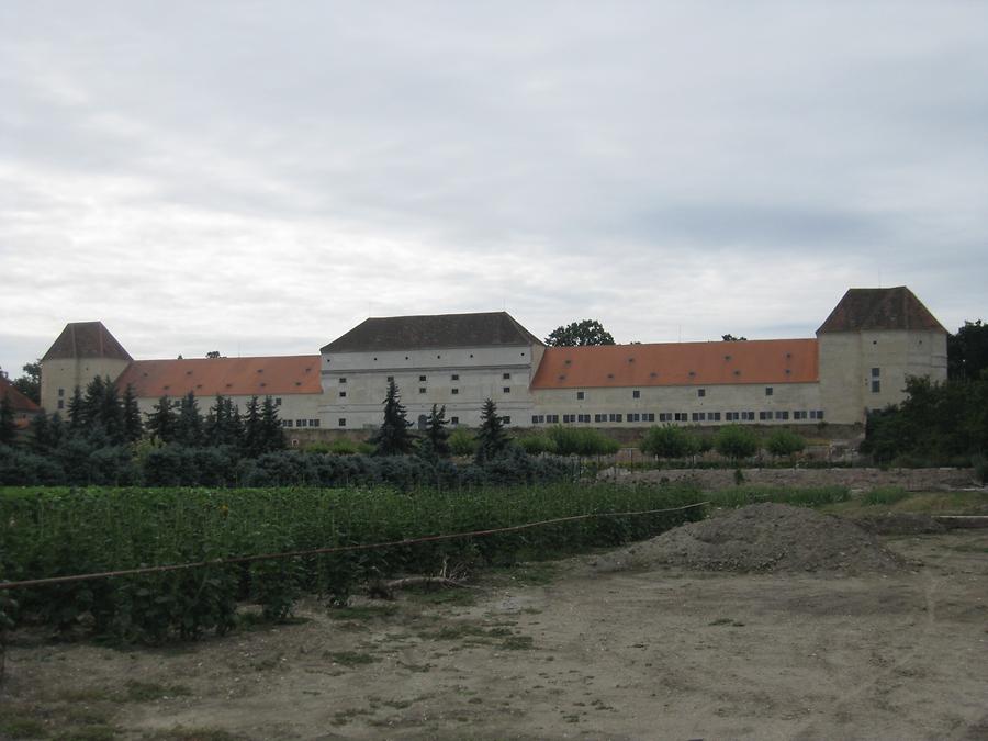 Schloss Neugebäude