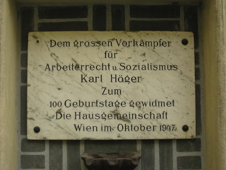 Karl Höger Gedenktafel