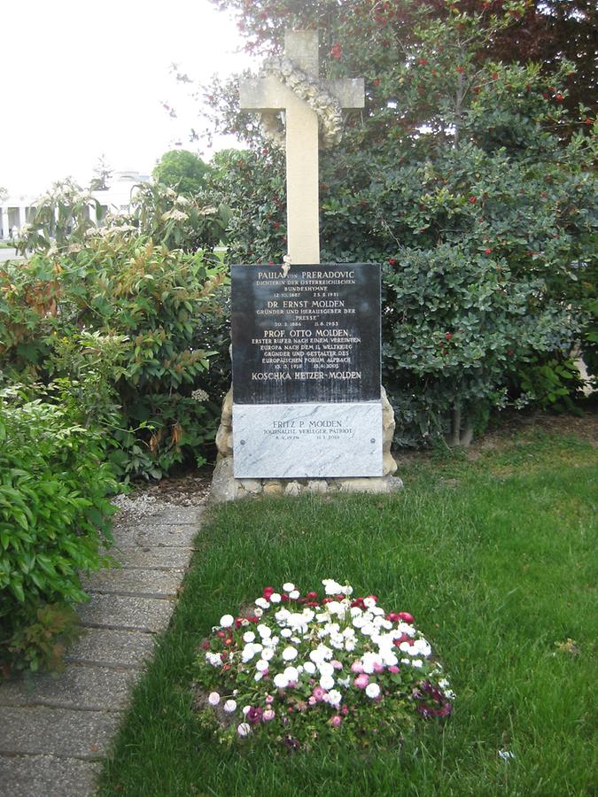 Grab von Paula von Preradovic, Schriftstellerin, Texterin der Bundeshymne