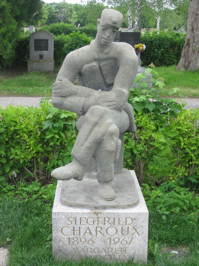 Grab von Siegfried Charoux, Bildhauer 1896-1967